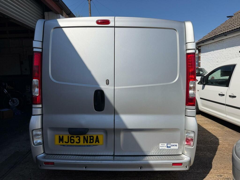Renault Trafic 2.0 Dci Sl27 Sport L1 H1 Silver #4