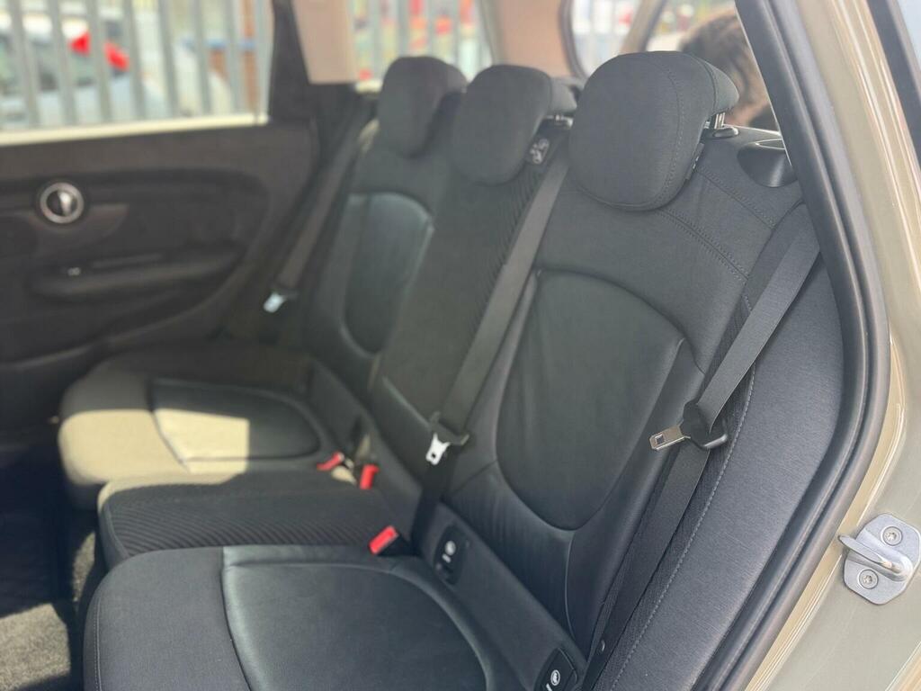 Mini Clubman 2.0 Cooper D 6Dr Silver #20