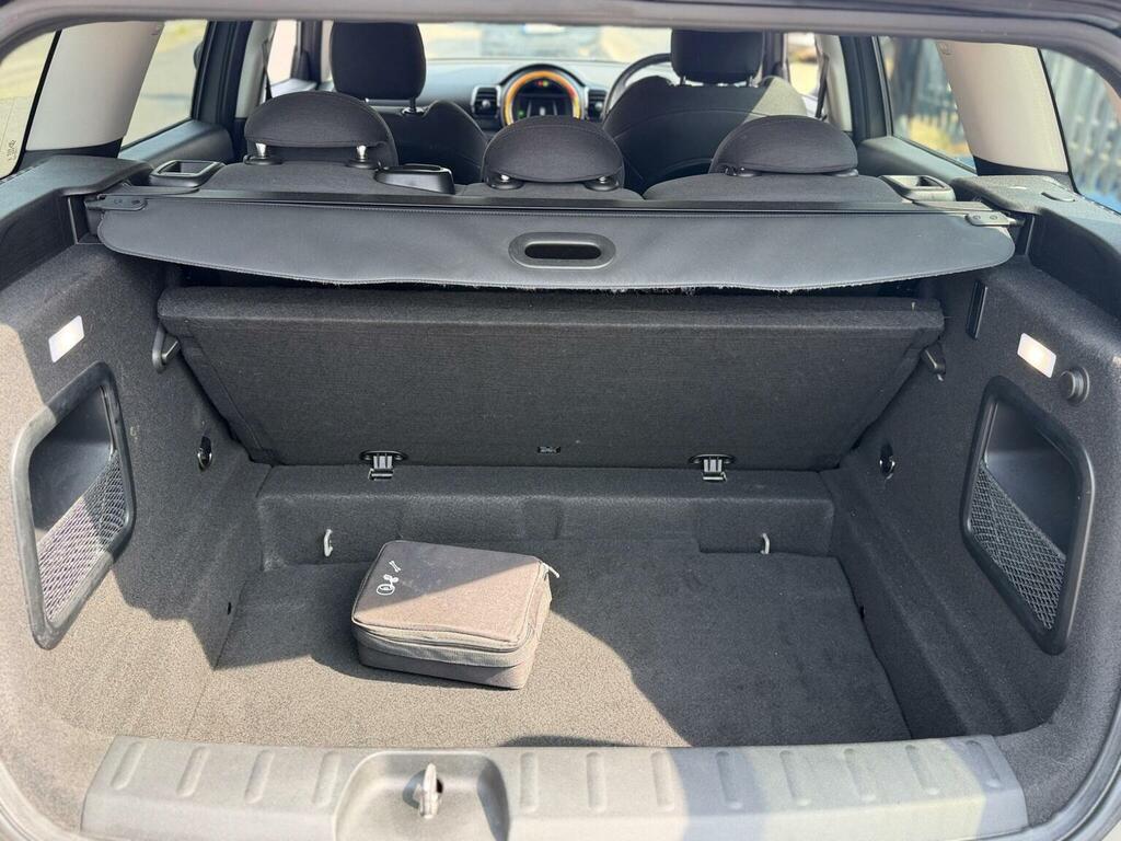 Mini Clubman 2.0 Cooper D 6Dr Silver #21