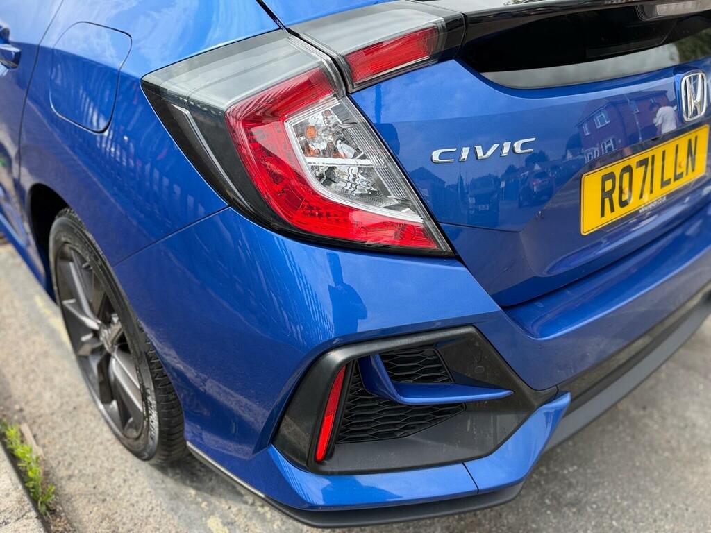 Honda Civic Honda Hatchback 2.0 Ehev Sport Cvt White #9
