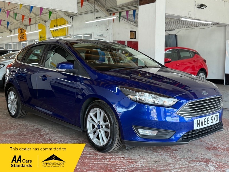 Ford Focus 1.0T Ecoboost Zetec Hatchback Blue
