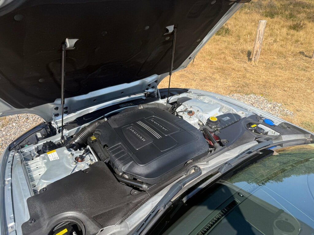 Jaguar XK V8 Dynamic R Convertible Ulez Black #23