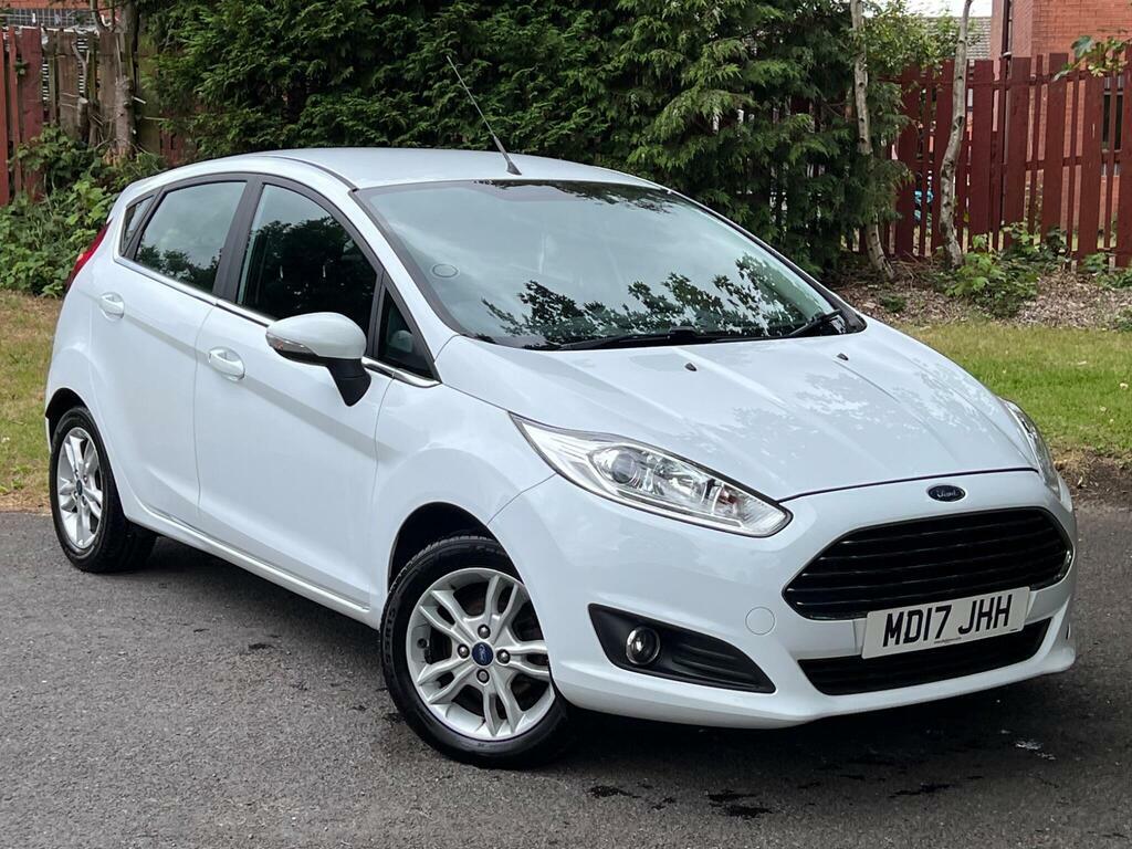 Ford Fiesta 1.0T Ecoboost Zetec Euro 6 S S White