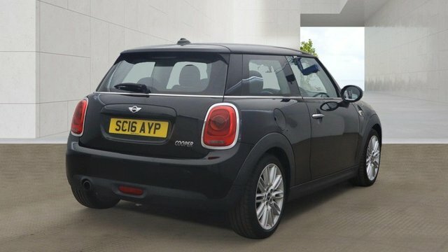 Mini Hatch 1.5 Cooper Hatchback Black #4