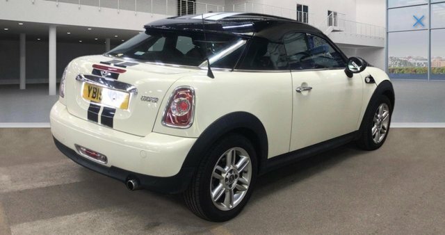 Mini Coupe 1.6 Cooper Coupe White #4