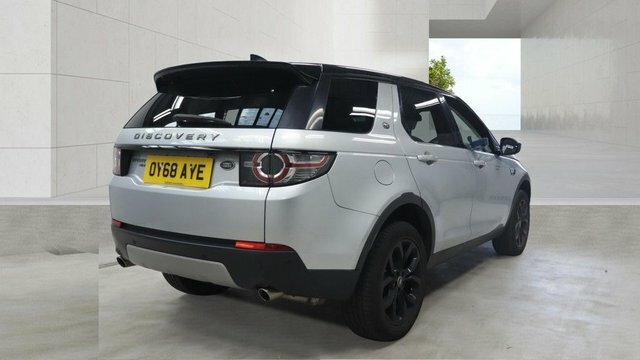 Land Rover Discovery Sport 2.0 Td4 Hse Suv Silver #4