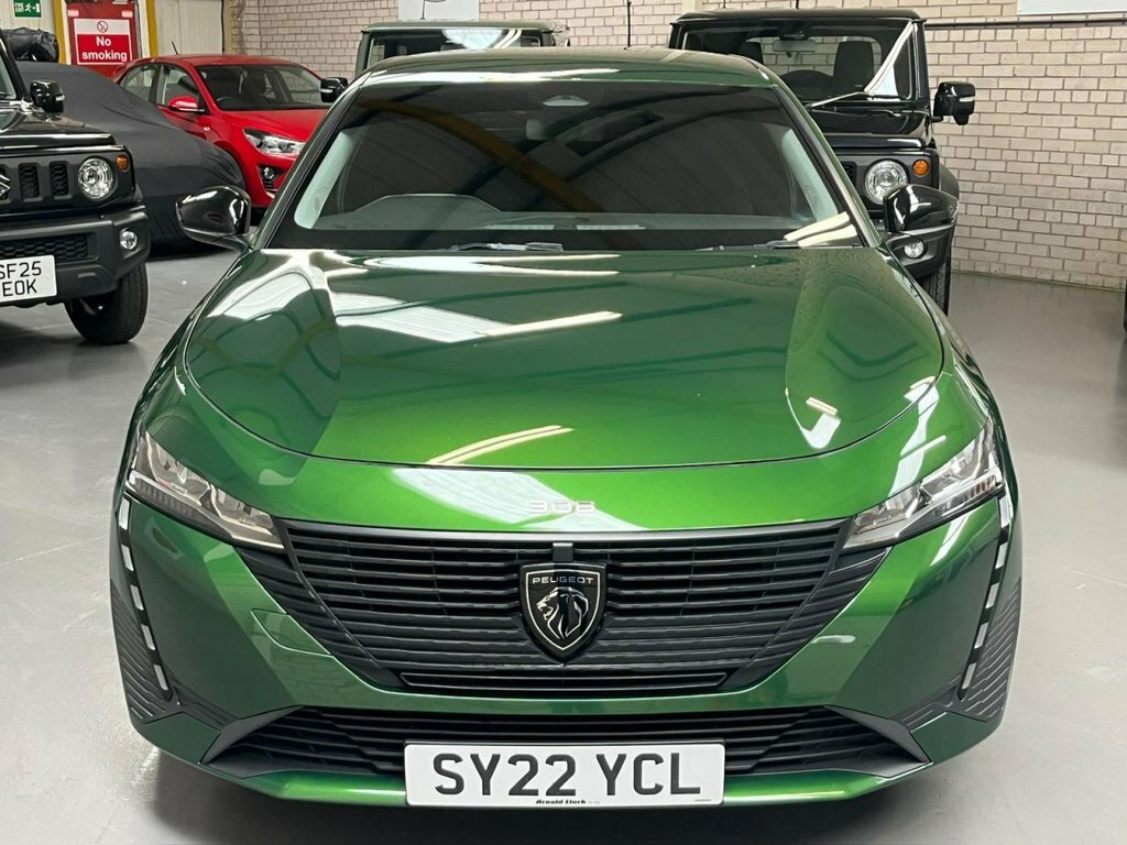 Peugeot 308 1.2L Active Premium Green #2