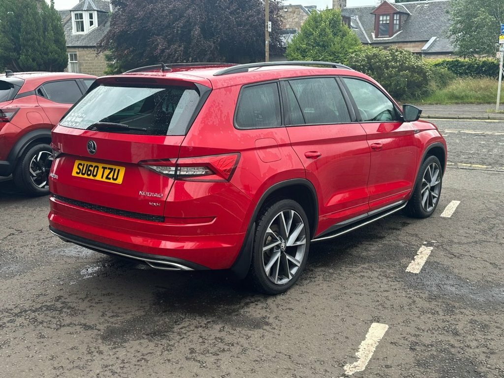 Skoda Kodiaq 2L Sportline Red #3