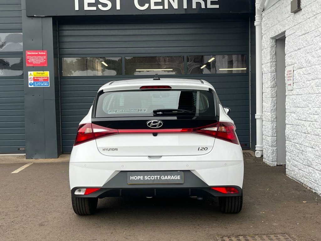 Hyundai I20 1L Se Connect White #5