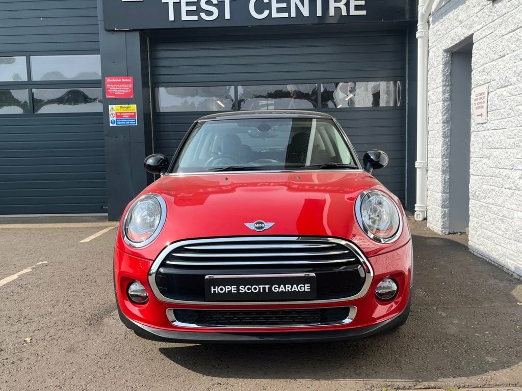 Mini Hatch 1.5L Cooper Red #3