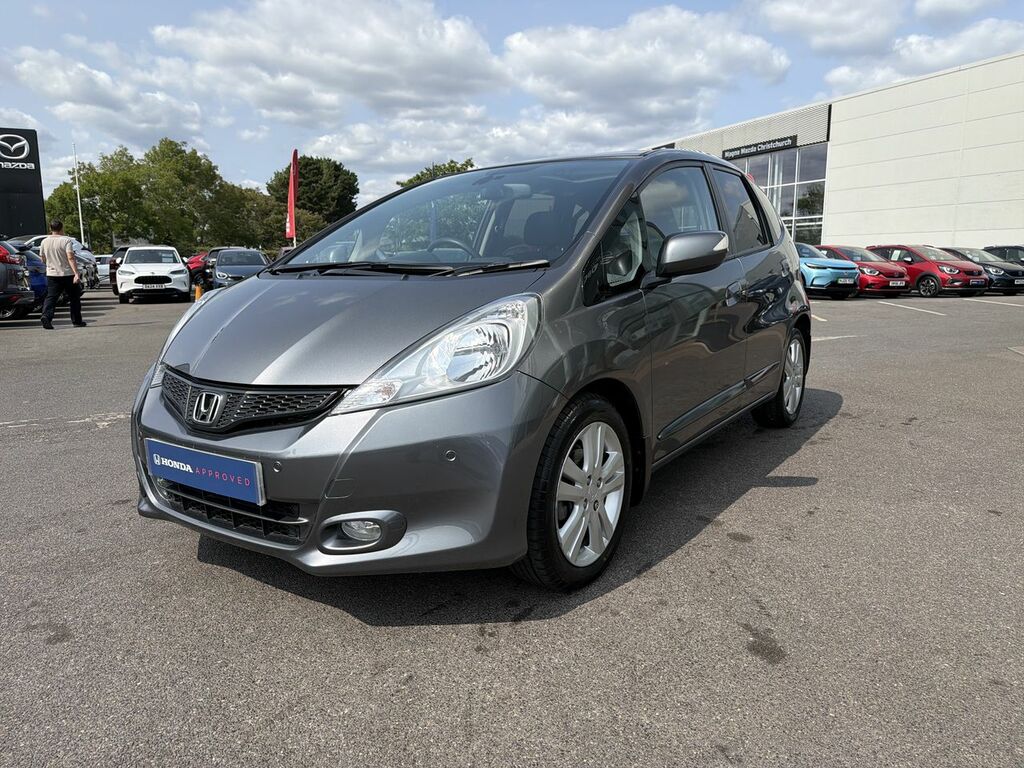 Honda Jazz I-vtec Es White #10