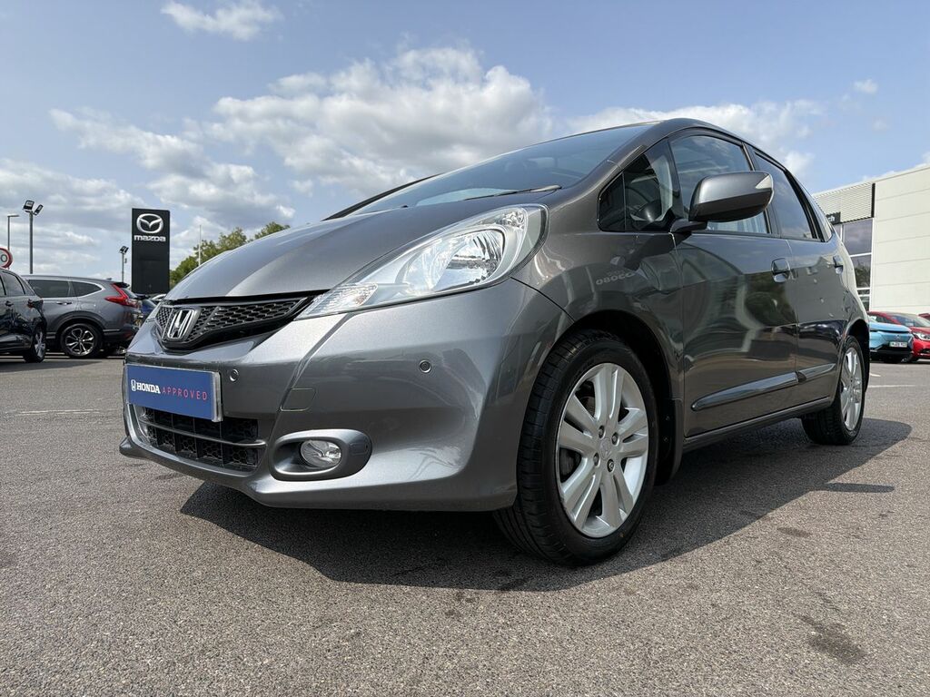 Honda Jazz I-vtec Es White #25