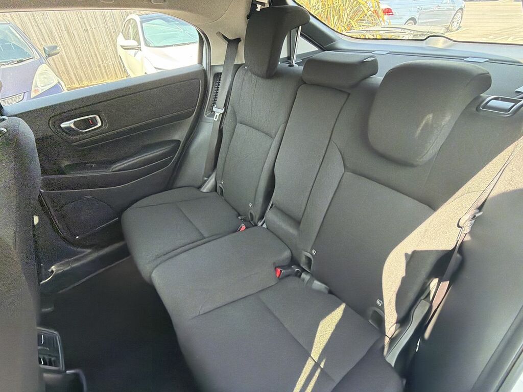 Honda Hr-V 1.5 Ehev Advance Cvt Hatchback White #31