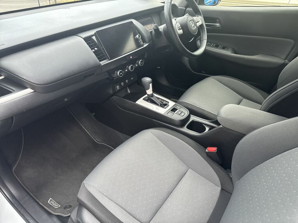 Honda Jazz 1.5 H I-mmd Elegance Hatchback Hybrid E White #2