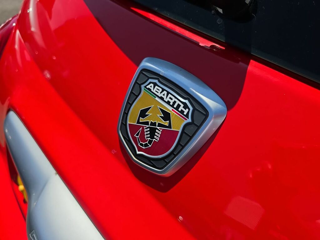 Abarth 595 1.4 T-jet 180 Competizione 70Th Nav S Black #30