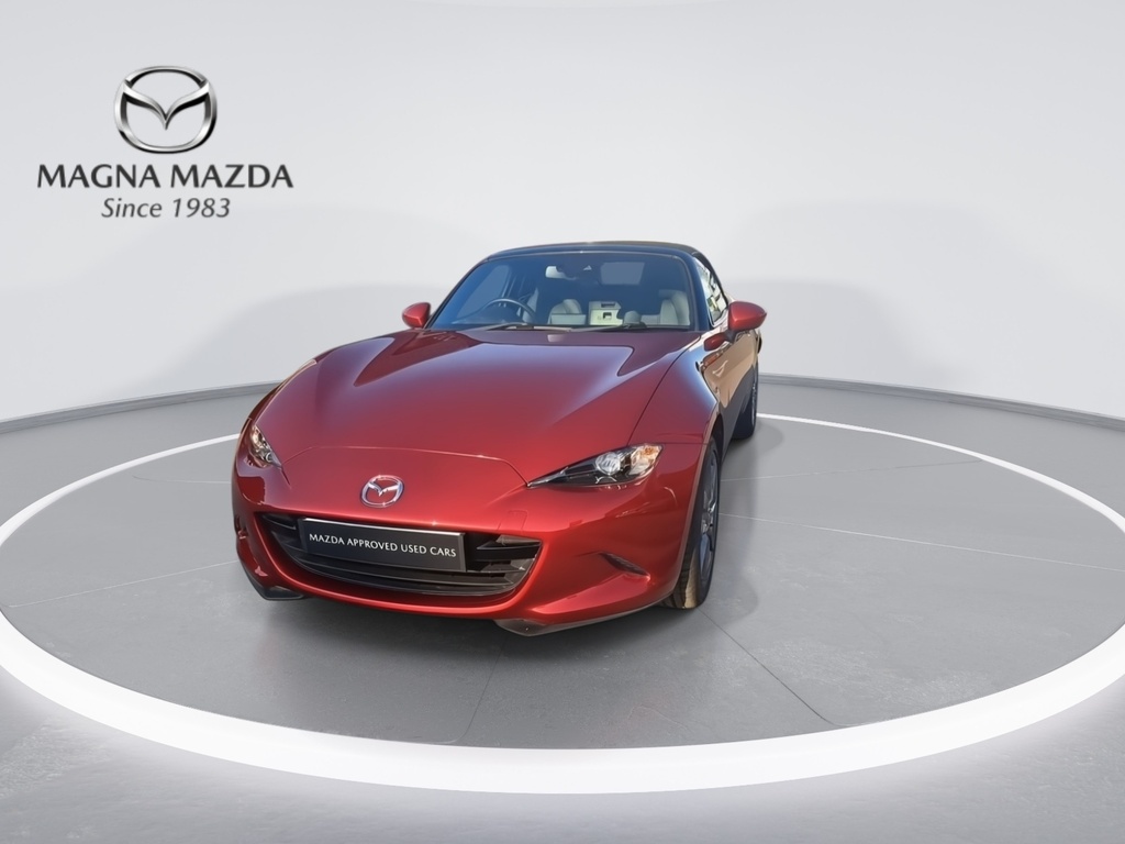Mazda MX-5 2.0 Skyactiv-g Sport Tech Convertible M Red #4