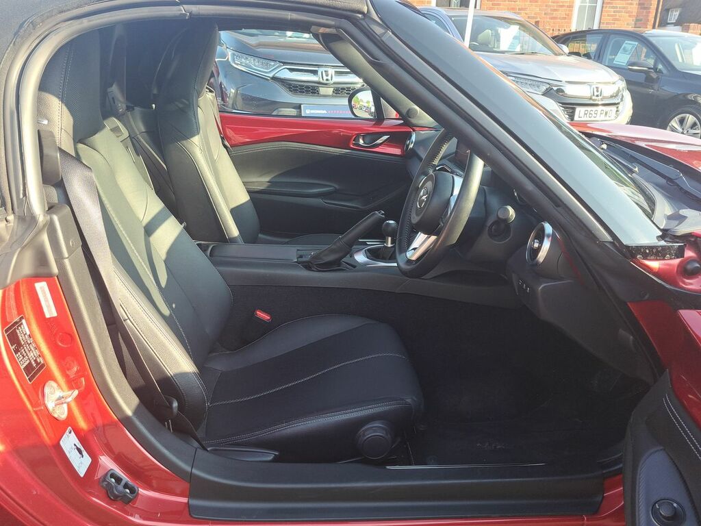 Mazda MX-5 Convertible Black #19