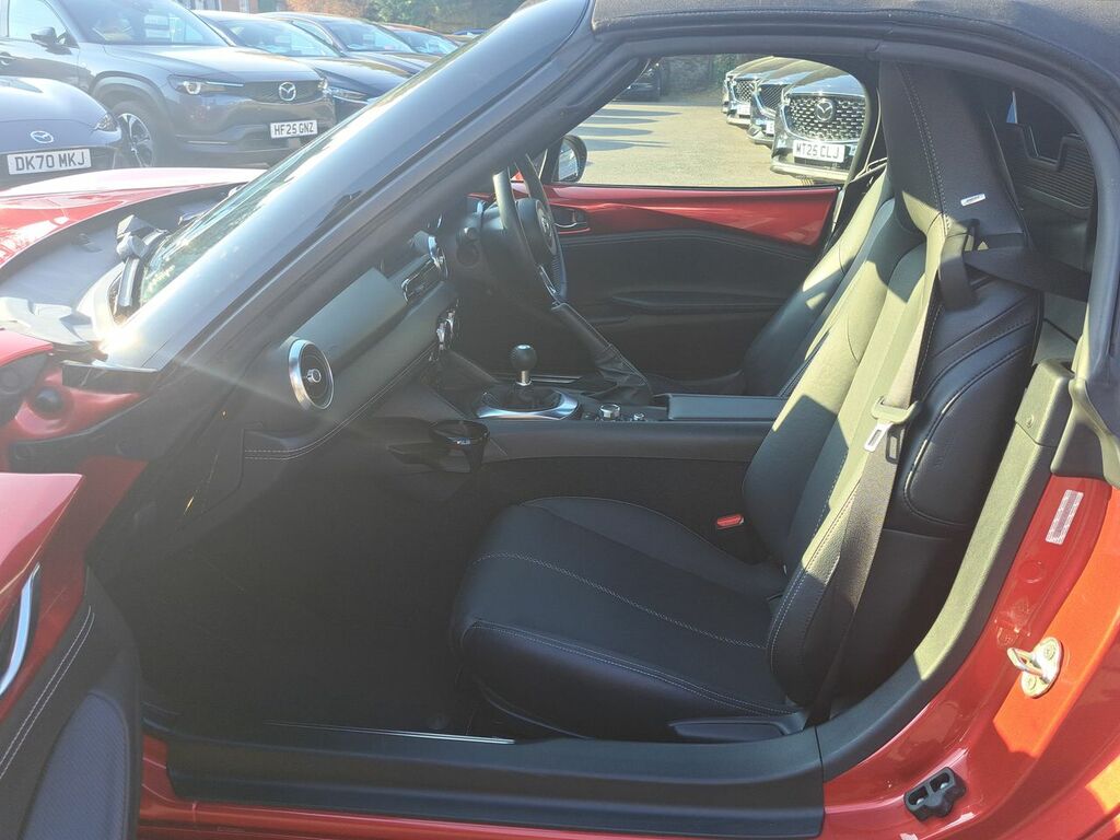 Mazda MX-5 Convertible Black #22