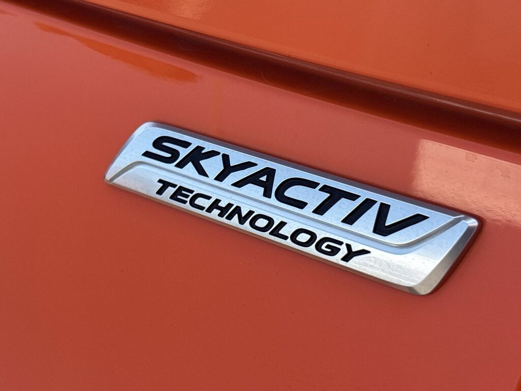 Mazda MX-5 Se Plus White #42