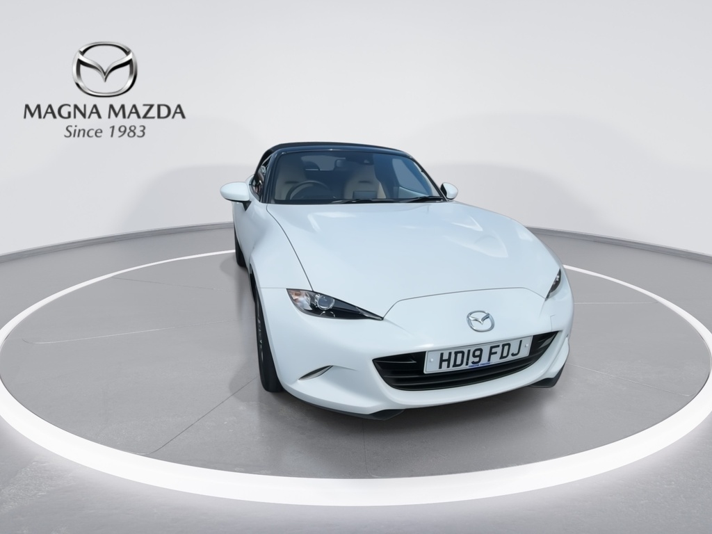 Mazda MX-5 1.5 Skyactiv-g Sport Nav Convertible M White #4