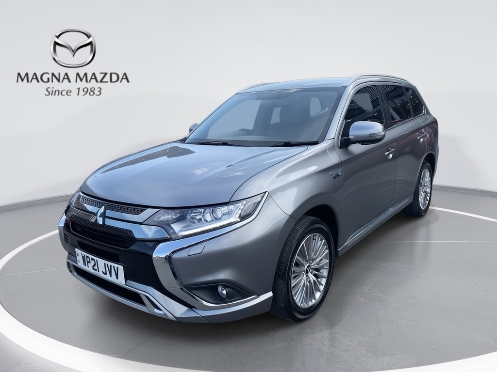 Mitsubishi Outlander 2.4H Twinmotor 13.8Kwh Dynamic Suv Plug Grey