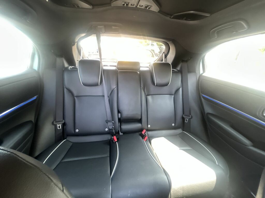 Honda e:Ny1 Elegance Red #38