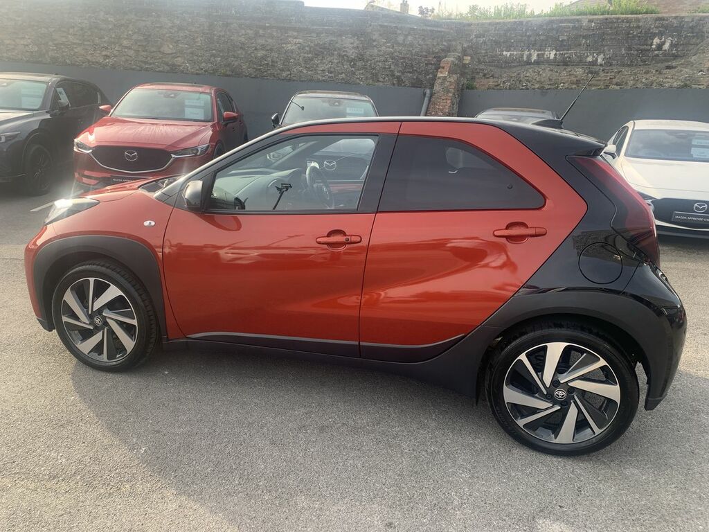 Toyota Aygo X 1.0 Vvt-i Exclusive Hatchback Eu Red #6