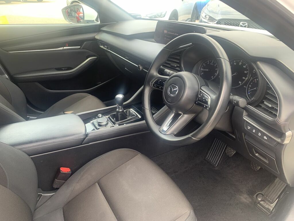 Mazda 3 2.0 E-skyactiv-g Mhev Prime-line Hatchback Pet White #4