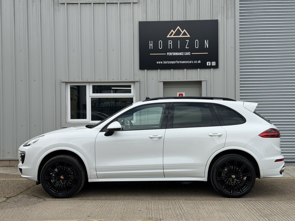 Porsche Cayenne Suv 4.2 Td V8 S 201616 White #6