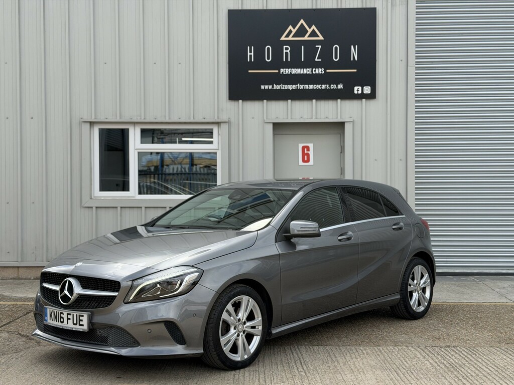 Mercedes-Benz A Class Hatchback 2.1 A200d Sport Premium 201616 Grey #4