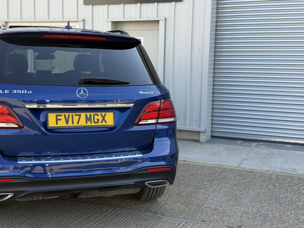 Mercedes-Benz GLE Class  Black #18