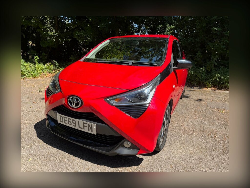 Toyota Aygo 1.0 Vvt-i X-trend Euro 6 Red