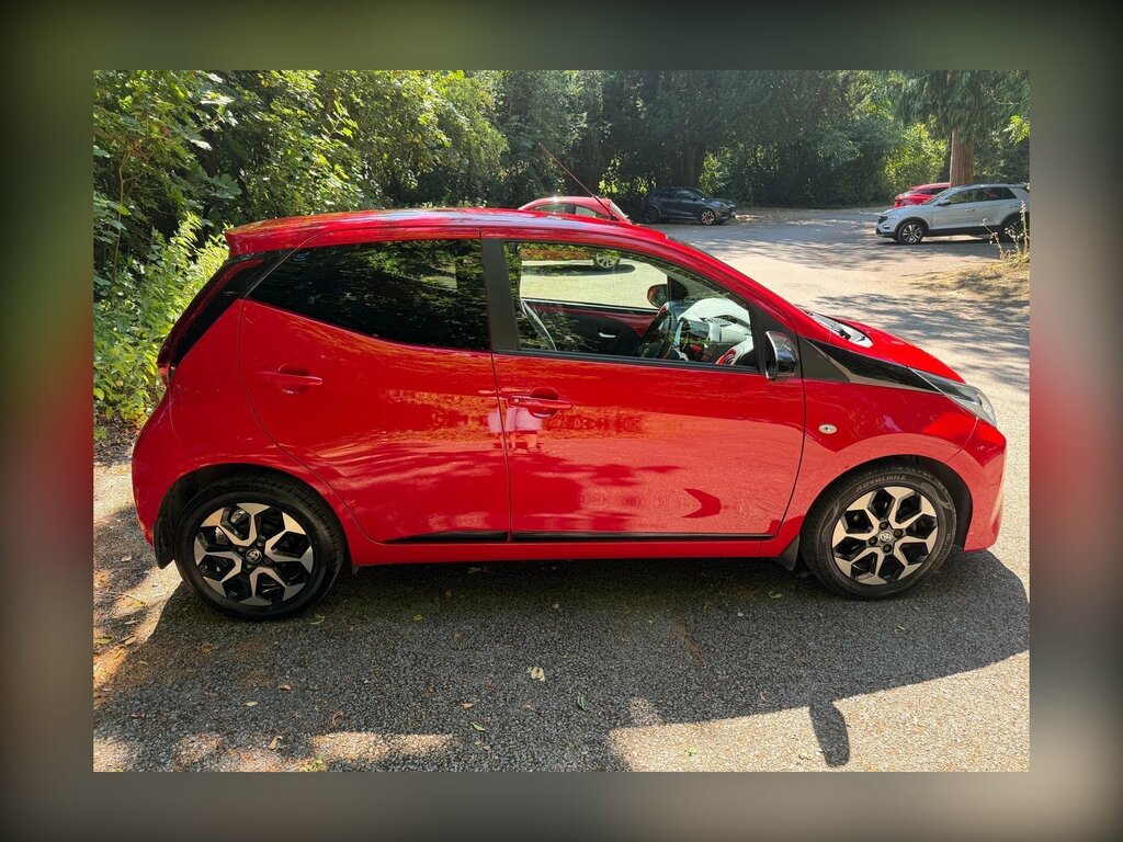 Toyota Aygo 1.0 Vvt-i X-trend Euro 6 DE69LFN Red #6