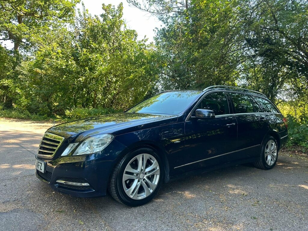Mercedes-Benz E Class 2.1 E220 Cdi Blueefficiency Executive Se G-tronic Blue