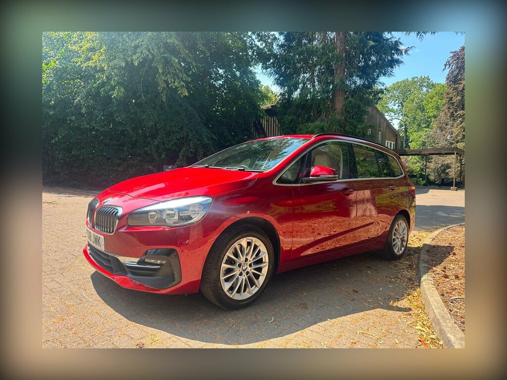 BMW 2 Series Gran Tourer Se White #1