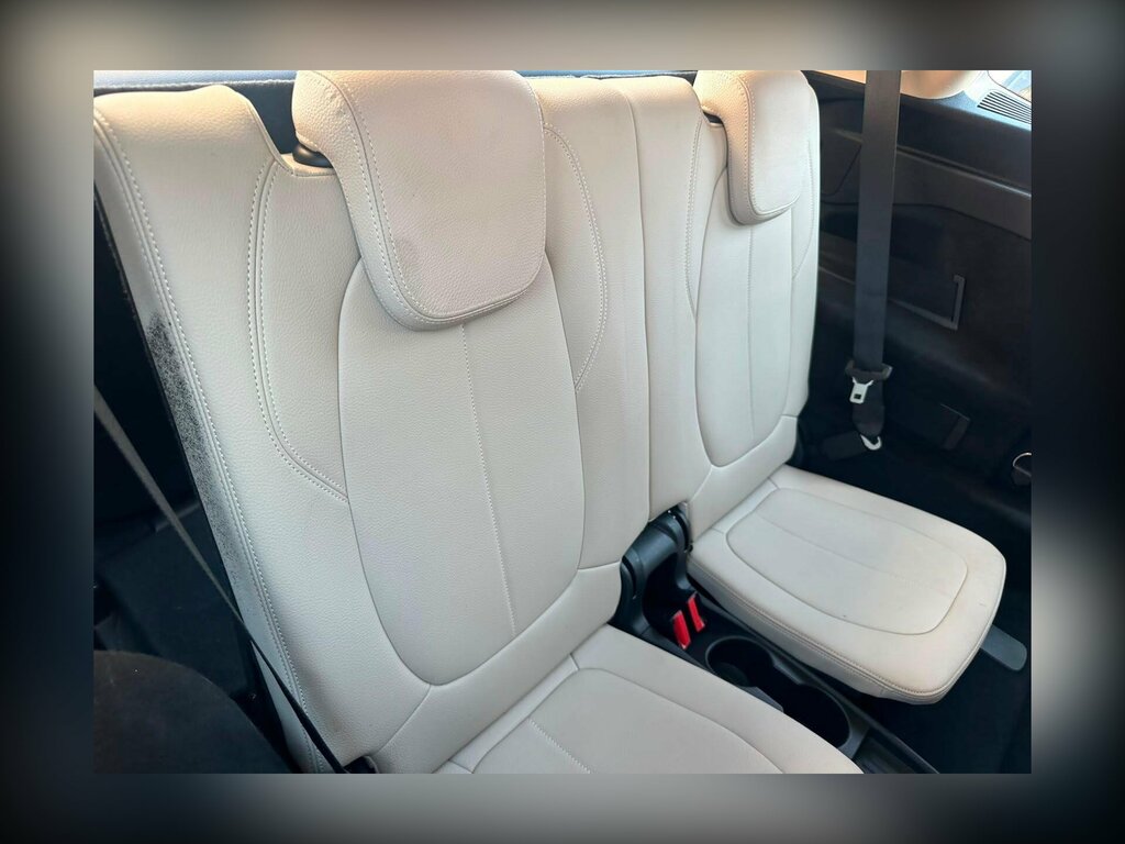 BMW 2 Series Gran Tourer Se White #17