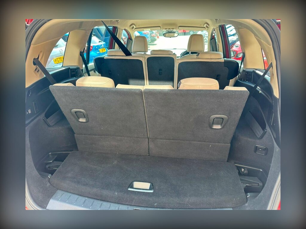 BMW 2 Series Gran Tourer Se White #7