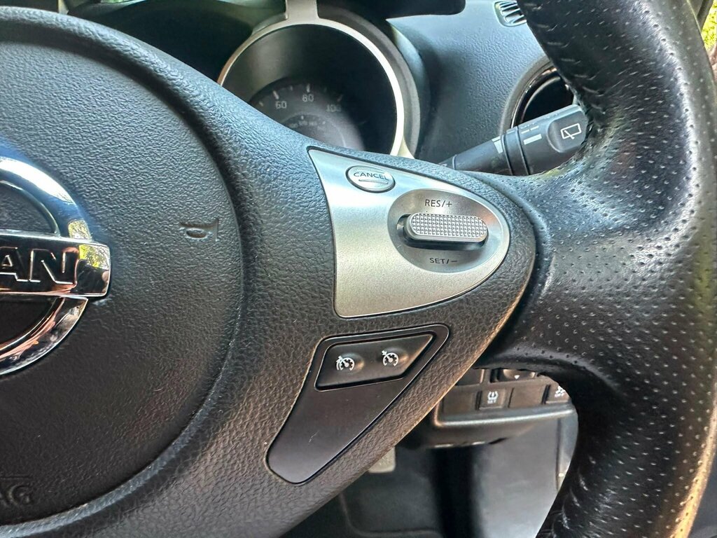 Nissan Juke Hatchback Tekna Black #12