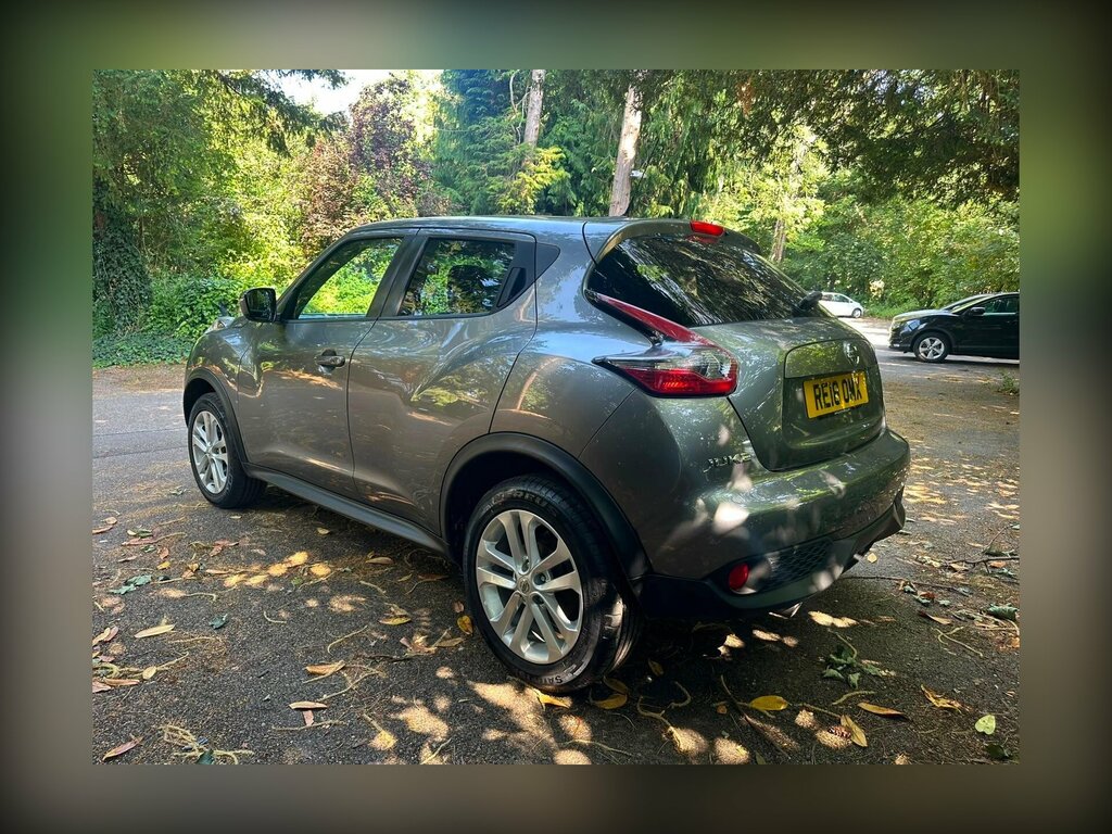 Nissan Juke Hatchback Tekna Black #8
