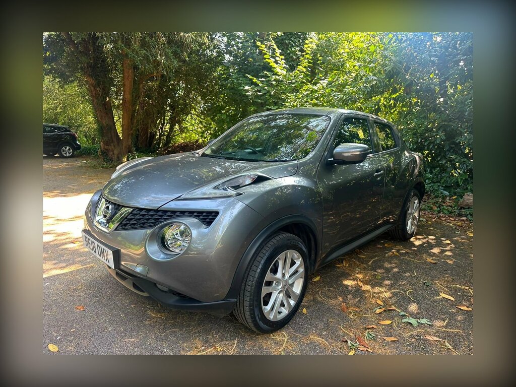 Nissan Juke Hatchback Tekna Black #7