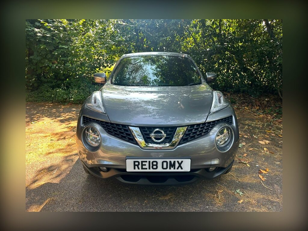 Nissan Juke Hatchback Tekna Black #9