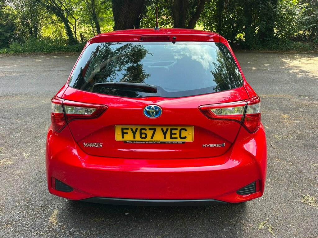 Toyota Yaris Icon Tech Blue #7