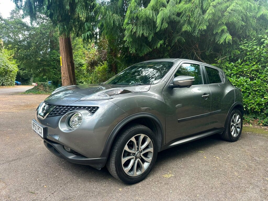 Nissan Juke 1.2 Tekna Dig-t Red #4
