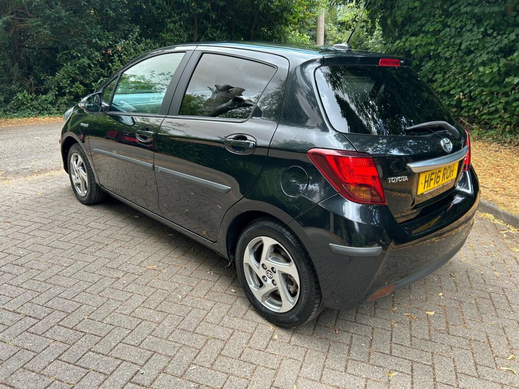 Toyota Yaris 1.5 Vvt-h Icon E-cvt Euro 6 Black #6