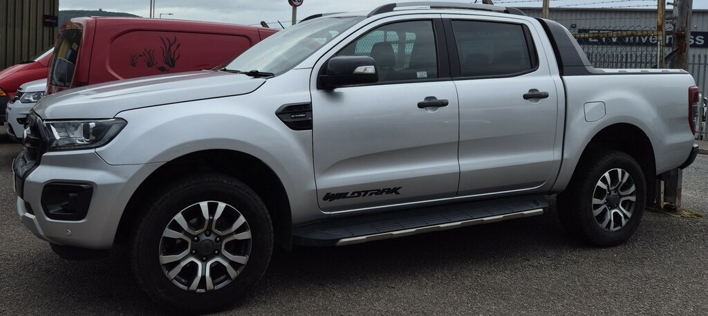 Ford Ranger Pickup 2.0 Ranger Wildtrak Double Cab 2.0L Ecoblue Silver