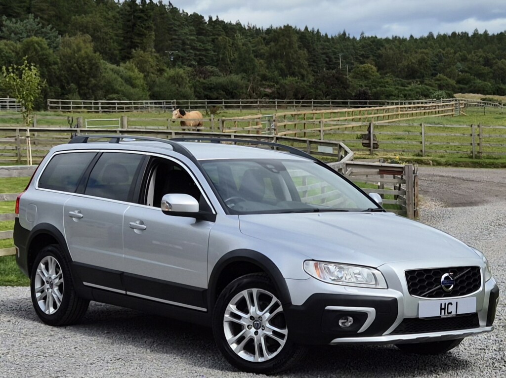 Volvo XC70 Estate 2.4 Se Lux D5 Awd 215Hp 2015 Silver