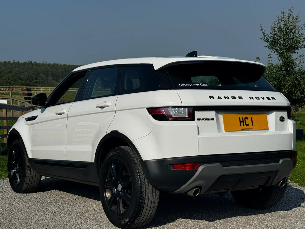 Land Rover Range Rover Evoque Suv 2.0 Ed4 Se Tech 2019 SJ19LFS White #2