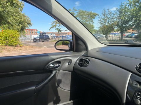 Ford Focus St 170 2002 Silver #12