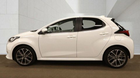 Toyota Yaris 1.5 Vvt-h Excel LV22CTY White #6