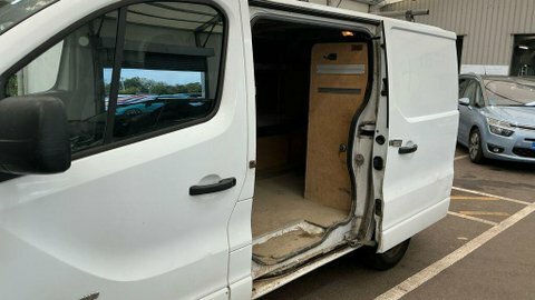 Vauxhall Vivaro 1.6 Cdti 2700 Panel White #8